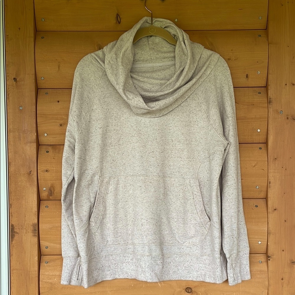L. L. Bean Cozy Cowl Neck Pullover Sweatshirt w Pocket & Thumb holes XL Petite - Picture 2 of 15